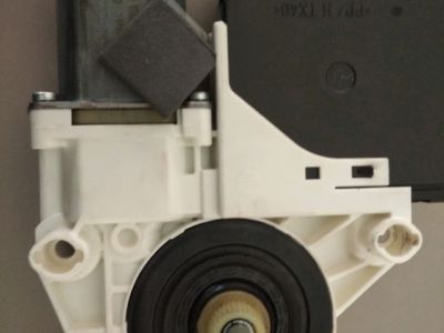 Jobb első Ablakemelő Motor - 2. kép