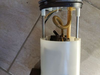 Üzemanyag Szivattyú - Szivattyú