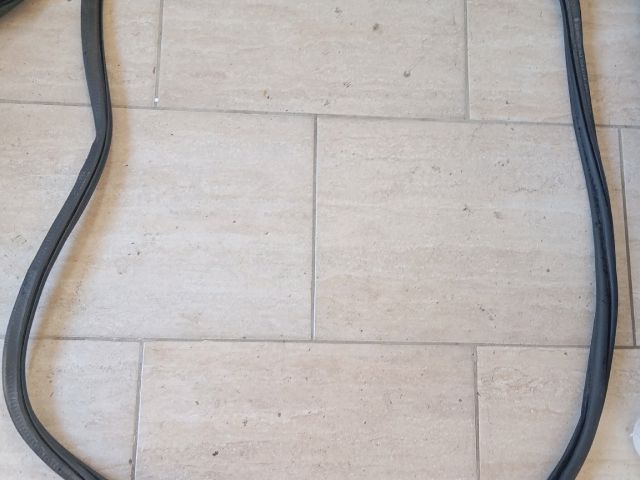 Jobb hátsó Gumikéder - Gumikéder | EXPO.HU