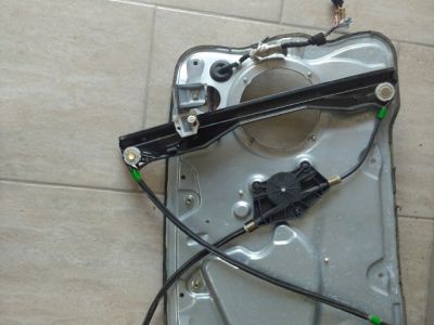 Jobb első Ablakemelő Szerkezet (Mechanikus) - Ablakemelő