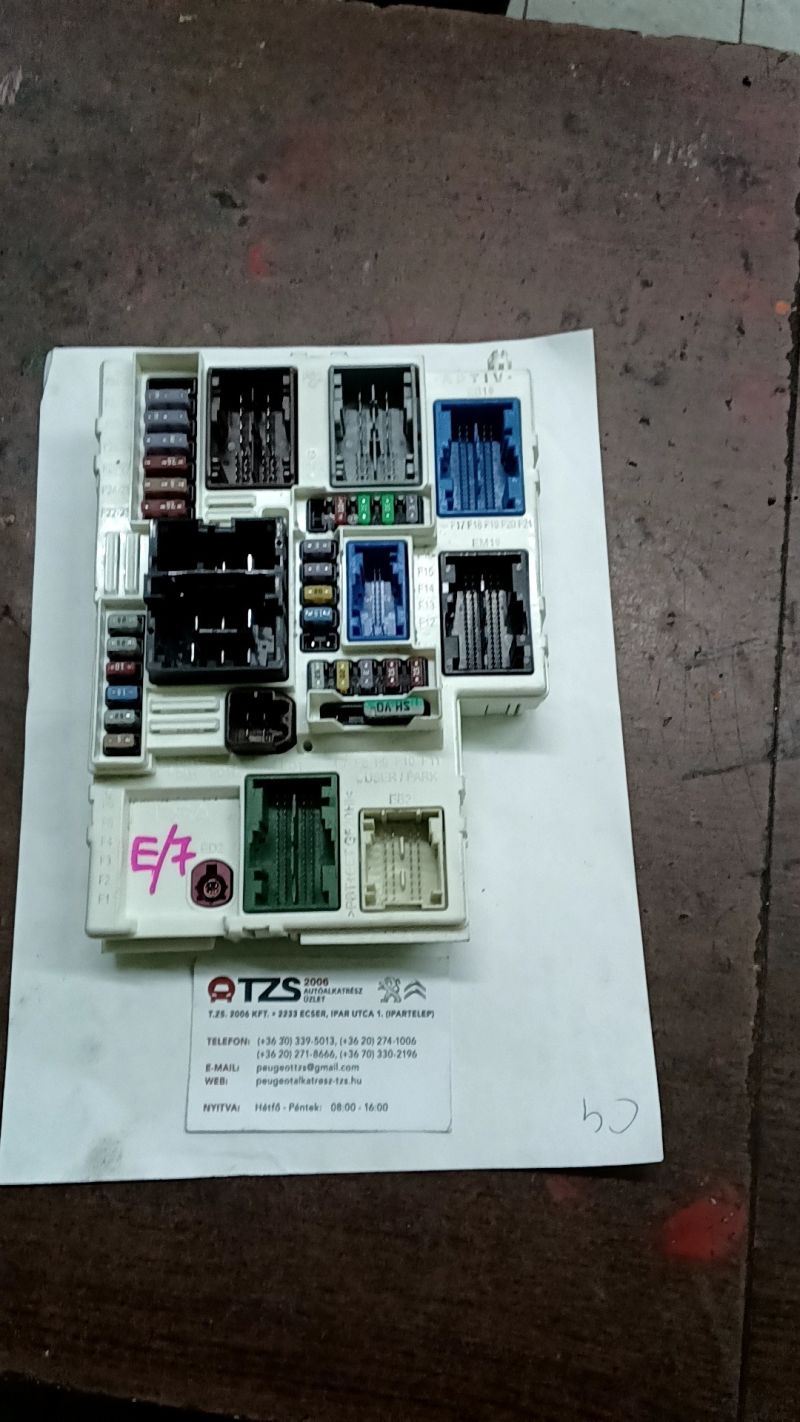 BSi 9851622580 - Biztosítéktábla | EXPO.HU