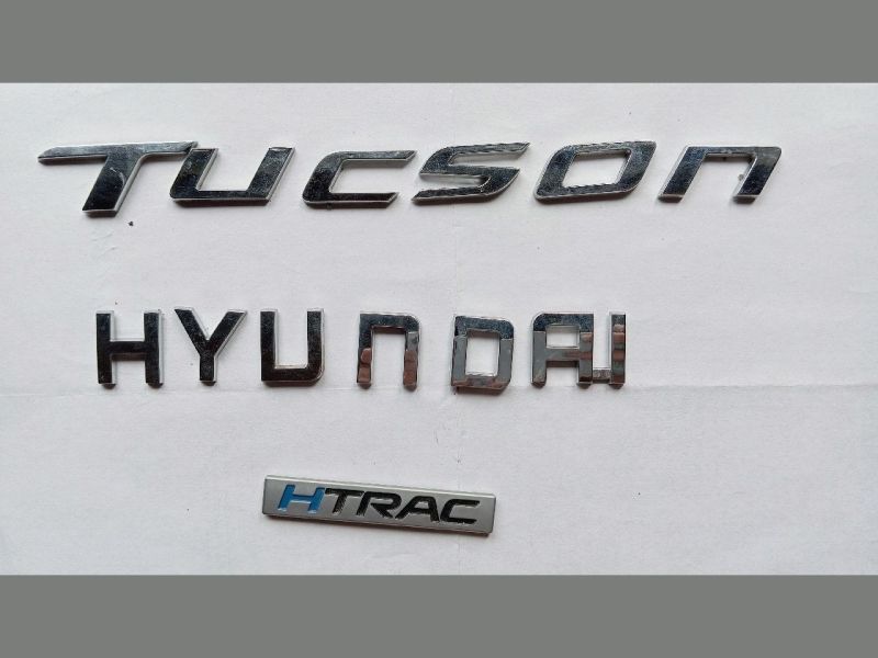 HYUNDAI TUCSON Hátsó Embléma - Csomagtérajtó | EXPO.HU