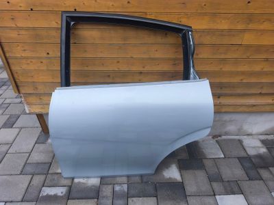 Bal hátsó ajtó ezüst LS7Y