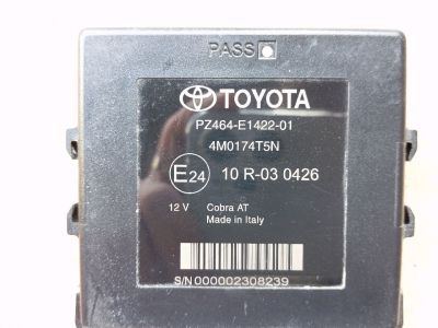 TOYOTA AURIS Tolatóradar Elektronika - Egyéb