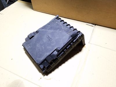 SKODA OCTAVIA II (1Z3) Biztosítéktábla Fedél - 2. kép