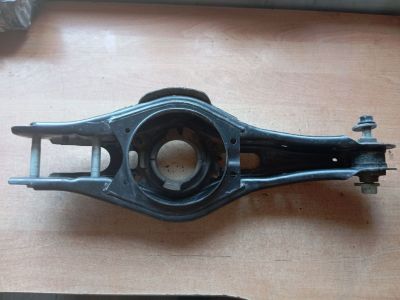 HYUNDAI TUCSON Bal hátsó Alsó Hátsó Lengőkar - Egyéb