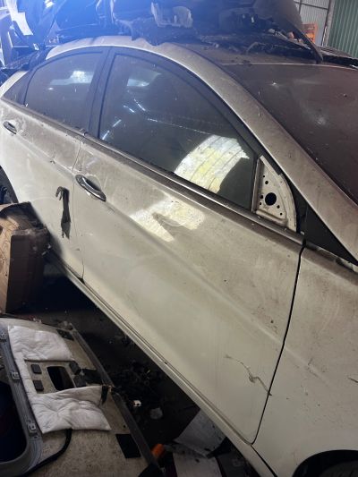HYUNDAI SONATA Jobb első Ajtó (Üres lemez) - Jobb első Ajtó (Üres lemez)
