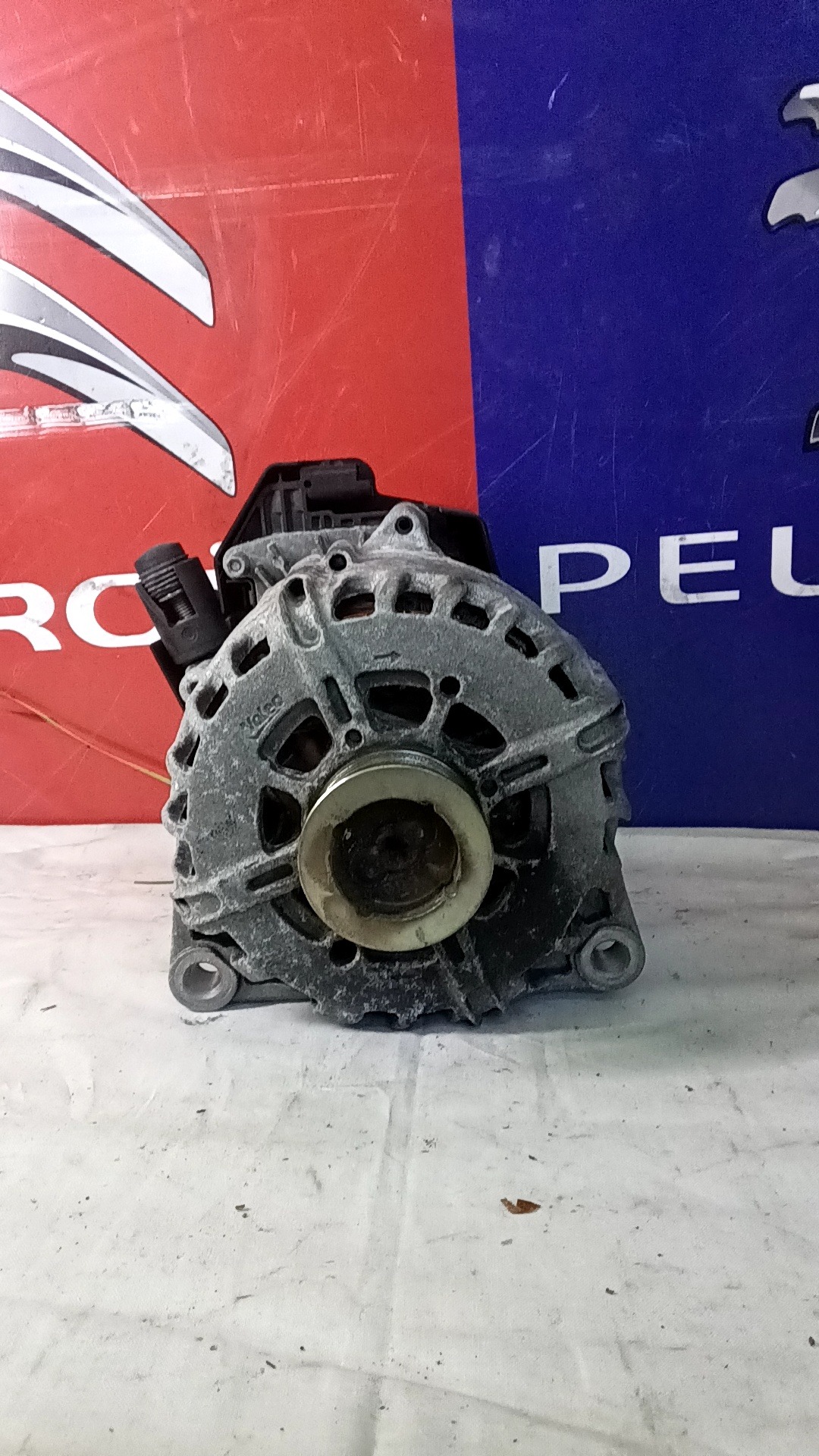 Startstoppos generátor 9826550280