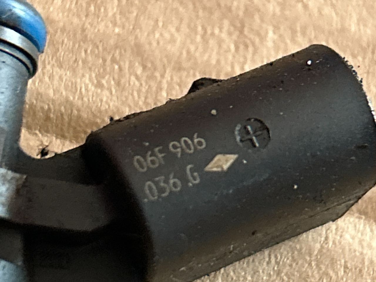 Injektor- 2 tfsi -036G image 4