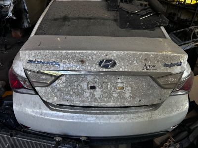 HYUNDAI SONATA Csomagtérajtó - Csomagtérajtó