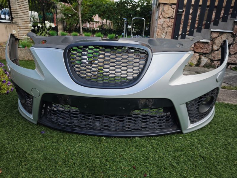 Seat Leon 1P Cupra komplett első lökhárító - Első Lökhárító (Részeivel) | EXPO.HU