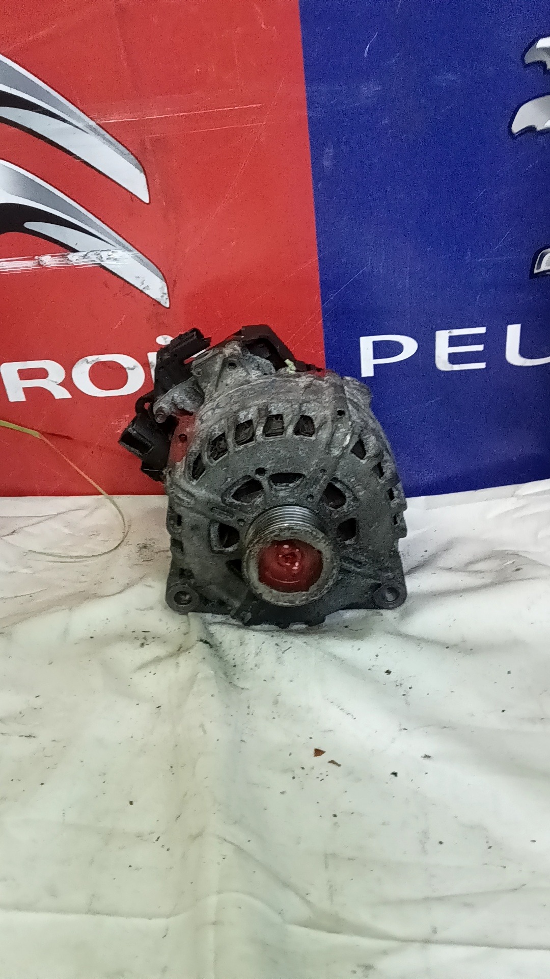 Startstoppos generátor 9675753680