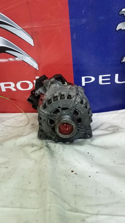 Startstoppos generátor 9675753680