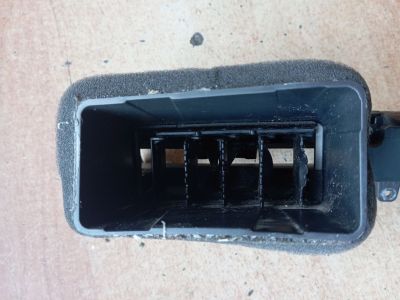 HYUNDAI TUCSON Középső Szellőző - 4. kép