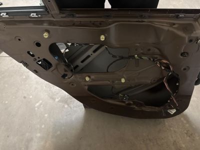 BMW X1 E84 gyári bal hátsó rozsdamentes ajtó  - 2. kép