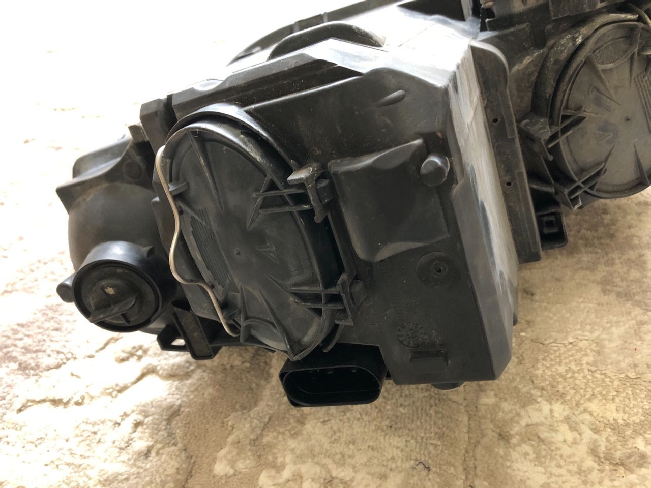 Jobb Xenon Fényszóró-Kanyarkövetős -7749