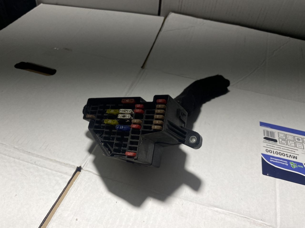 SKODA OCTAVIA II (1Z3) Biztosítéktábla Utastér