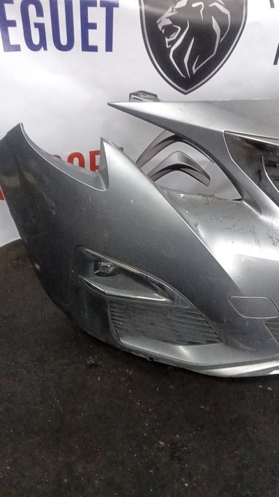 Peugeot 5008 első lökhárító  - 4. kép