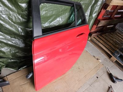 OPEL ASTRA K Sports Tourer Bal hátsó Ajtó Piros (Részeivel) 7343 - Bal hátsó Ajtó (Részeivel)