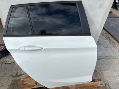 OPEL ASTRA K Tourer Jobb hátsó Ajtó Y40R (Részeivel) 9519  - 1. kép