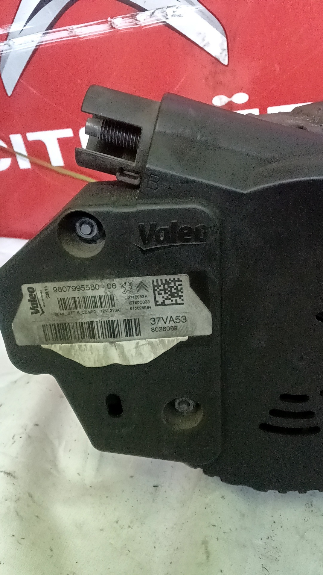 Generátor 9807995580