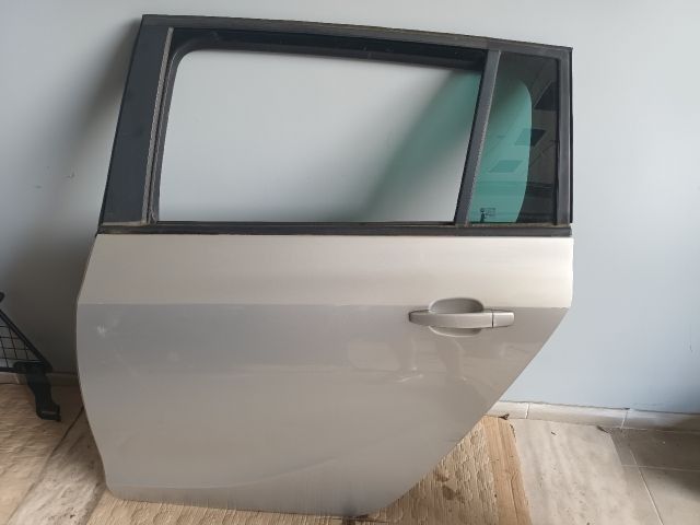 OPEL ZAFIRA C (P12) Bal hátsó Ajtó (Részeivel) Ezüst 8932 - Bal hátsó Ajtó (Részeivel) | EXPO.HU