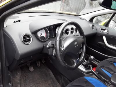 PEUGEOT 308 Bontott alkatrészei - 8. kép