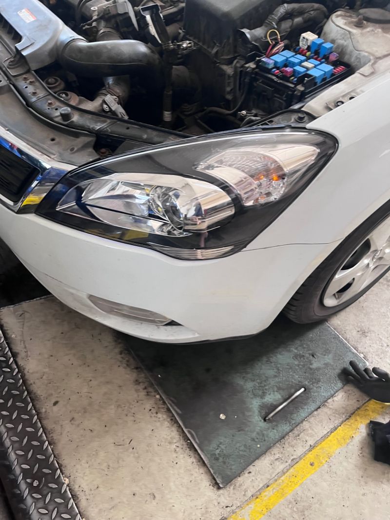 KIA CEE'D SW (ED) Facelift Bal Első Lámpa - Bal Első Lámpa | EXPO.HU