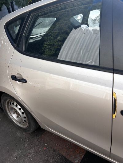 HYUNDAI i30 (FD) Jobb hátsó Ajtó (Üres lemez) - Jobb hátsó Ajtó (Üres lemez)