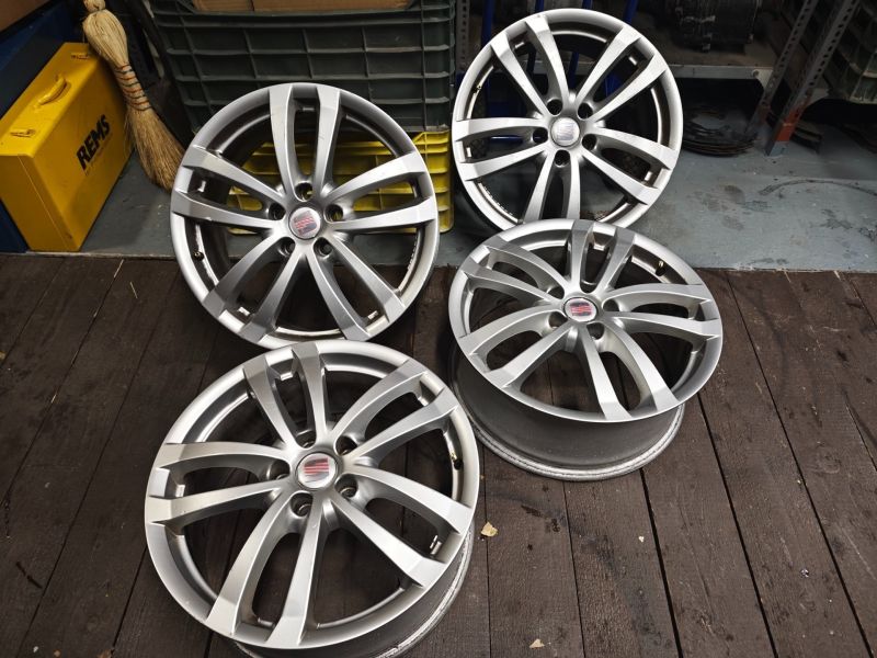 18" Seat Leon Cupra alufelni szett - Felni | EXPO.HU