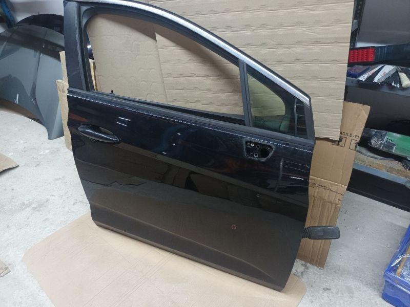 OPEL ASTRA K Jobb első Ajtó Fekete 5886 - Jobb első Ajtó (Részeivel) | EXPO.HU