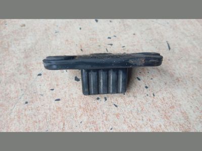 HYUNDAI TUCSON Csomagtérajtó Ütköző - 4. kép