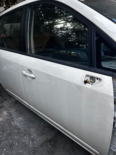 KIA CARENS Jobb első Ajtó (Üres lemez) - Jobb első Ajtó (Üres lemez)