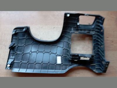 HYUNDAI TUCSON Bal Alsó Műszerfal Burkolat - Műszerfal
