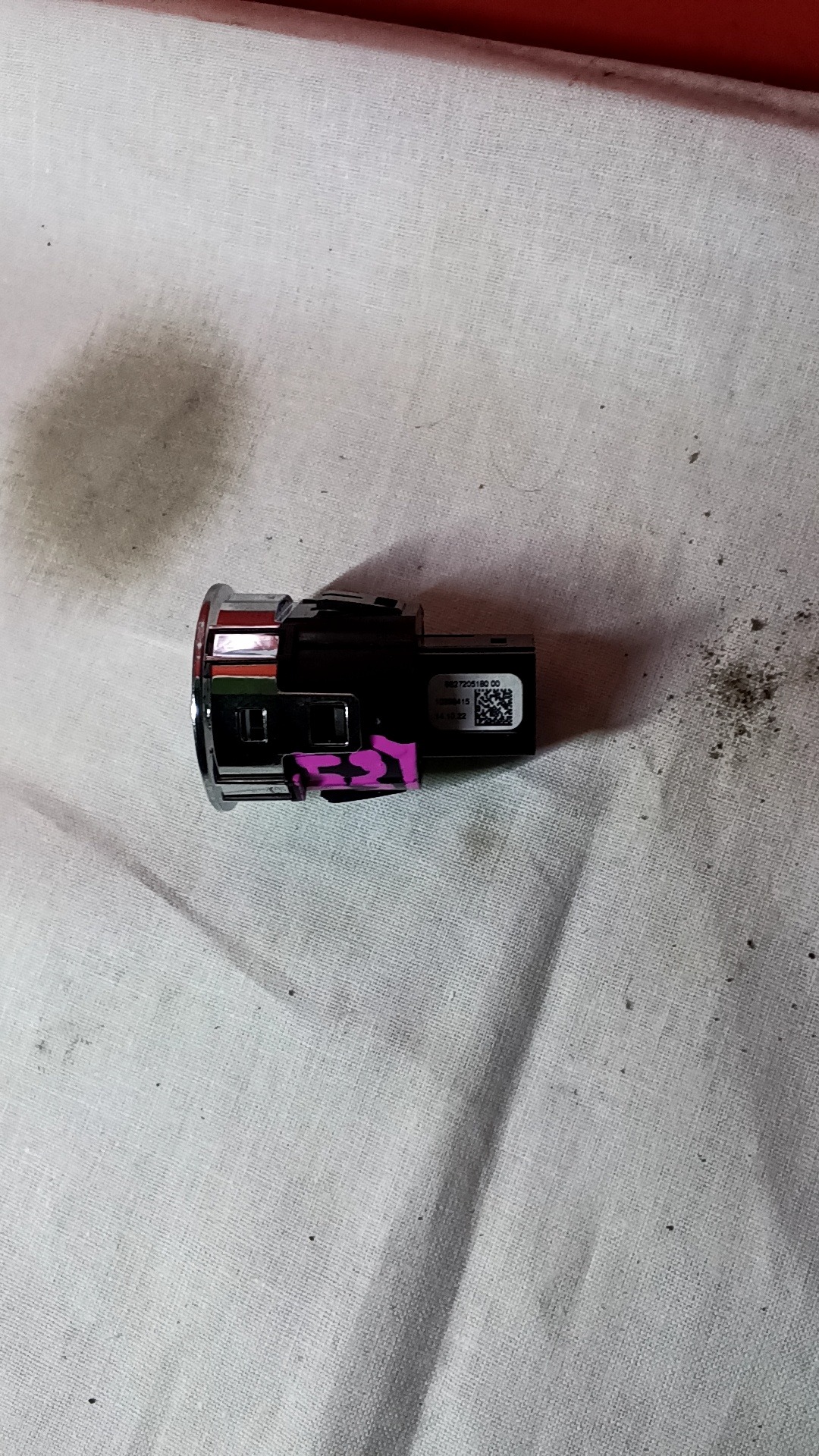 Start gomb 9827205180