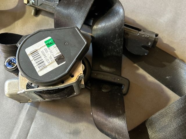 Jobb első biztonsági öv- 3 Ajtó - jobbkormányos