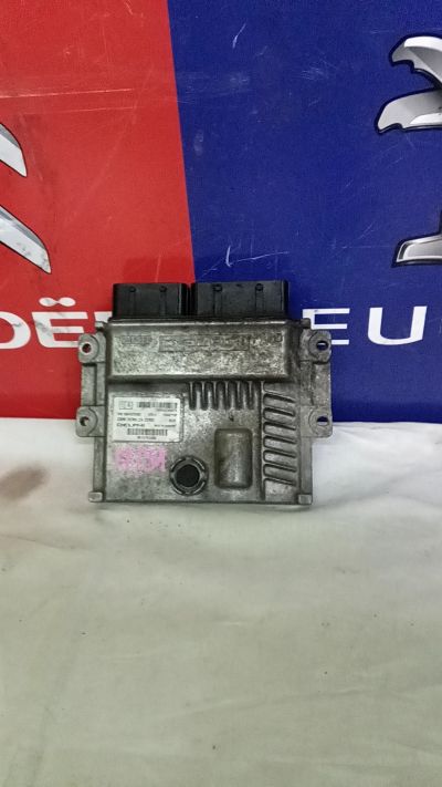 Motorvezérlő 9810764880