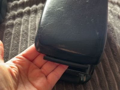 Középső Bőr Fedeles Könyöklő - gyári fedéllel - 5. kép