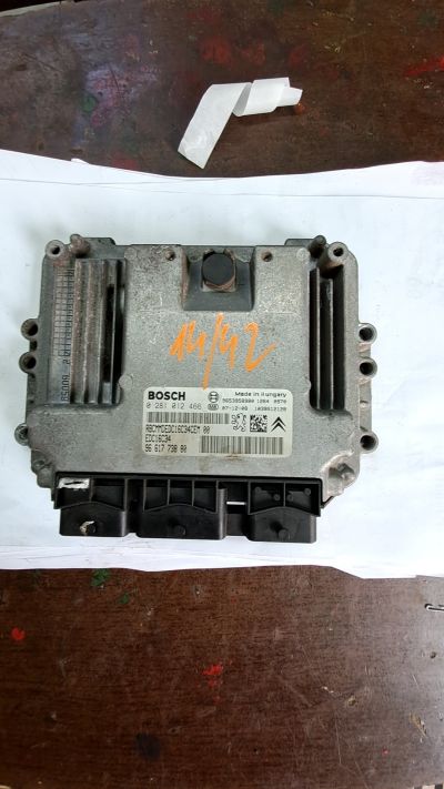 Motorvezérlő 9661773880 - Elektronika