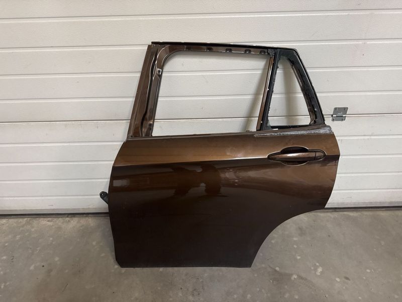 BMW X1 E84 gyári bal hátsó rozsdamentes ajtó  - Bal hátsó Ajtó (Üres lemez) | EXPO.HU