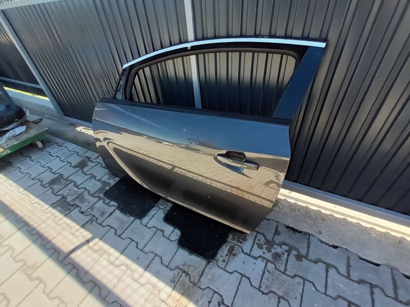 OPEL ASTRA J GTC Bal első Ajtó (Részeivel) Grafit 7112 - Bal első Ajtó (Részeivel) | EXPO.HU