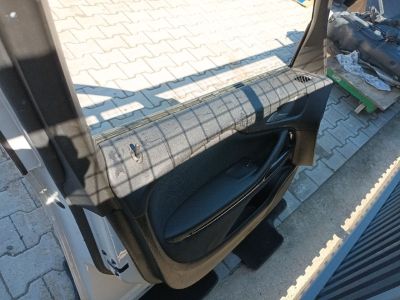 OPEL ZAFIRA TOURER C Bal első Ajtó Fehér (Részeivel) 7115 - Bal első Ajtó (Részeivel)