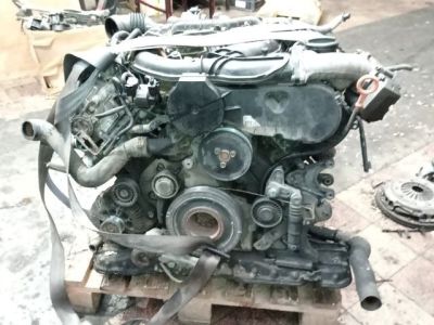 AUDI A8 (4E_) Motor (Fűzött blokk hengerfejjel) *145682* - Fűzött Blokk
