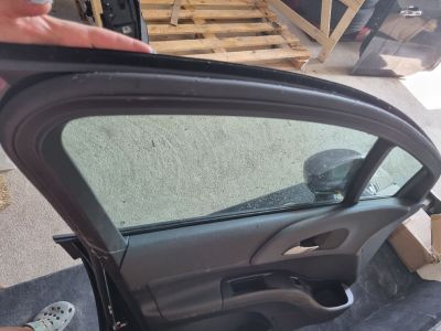 OPEL MERIVA B egyterű Bal első Ajtó (Részeivel) Z22c fekete 5083 - 2. kép