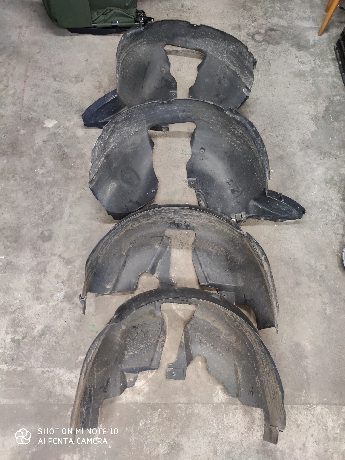 Dobbetétek , gyári első/hátsó