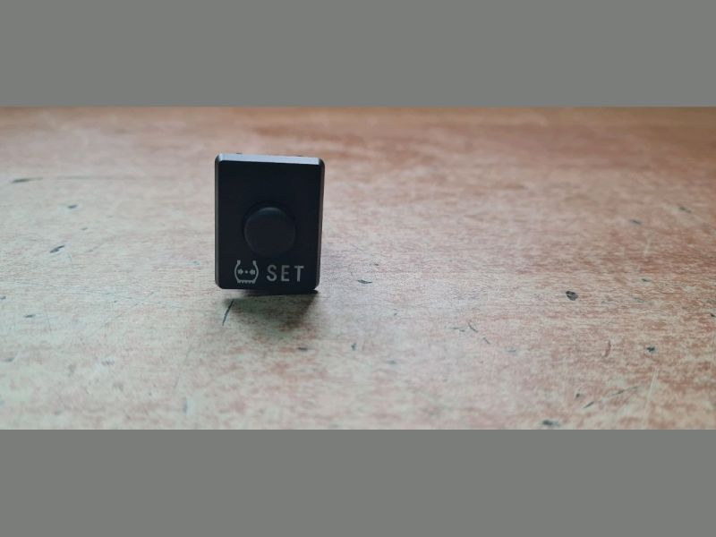 TOYOTA AURIS TPMS Kapcsoló - Egyéb | EXPO.HU