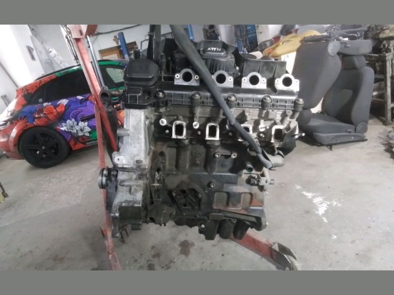 BMW 3 (E46) Fűzött Blokk - Fűzött Blokk | EXPO.HU