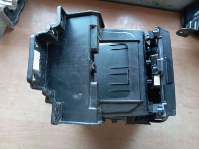 HYUNDAI TUCSON Könyöklő - 4. kép