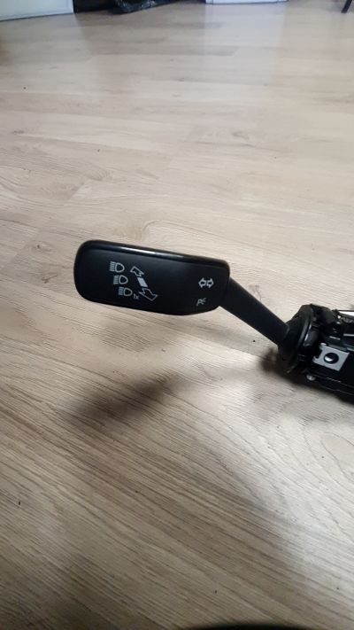 Bajuszkapcsoló  - 2. kép