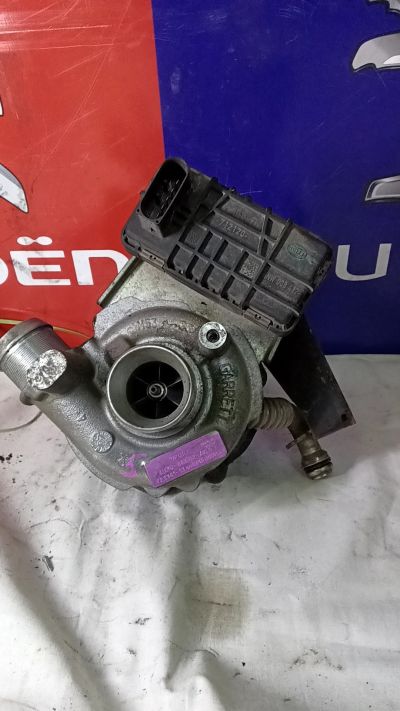 Turbó 4U3Q-6K6822 - 2. kép